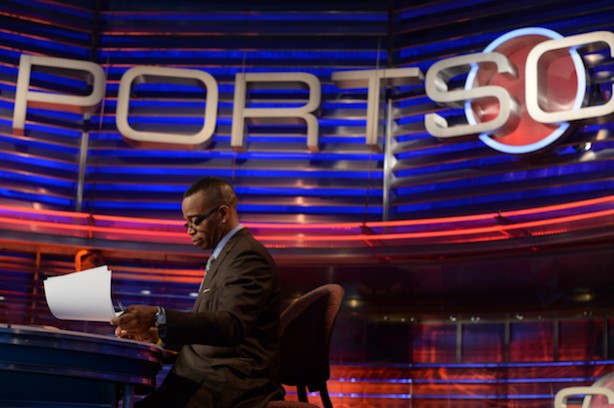 SportsCenter anchor Stuart Scott on the set. (Joe Faraoni / ESPN Images)