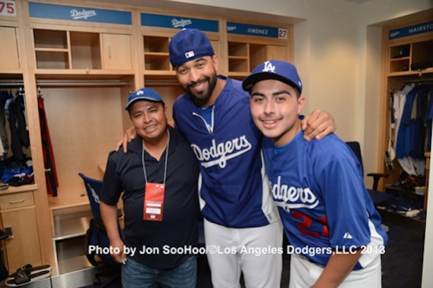 (L-R) Ricardo Jiménez, baseball player Matt Kemp and Ricky Jiménez (Courtesy of Jon SooHoo/Los Angeles Dodgers)