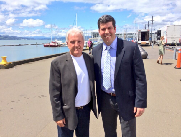 ESPN soccer commentator Fernando Palomo (right) poses with New Zealand soccer legend John Adshead. (Photo courtesy Fernando Palomo)