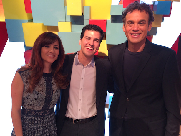Diego Arrioja along with the hosts of Nacion ESPN, Adriana Monsalve and David Faitelson.