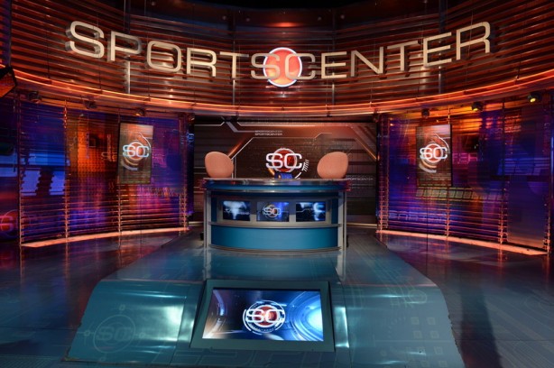 SportsCenter desk (joe Faraoni/ESPN)